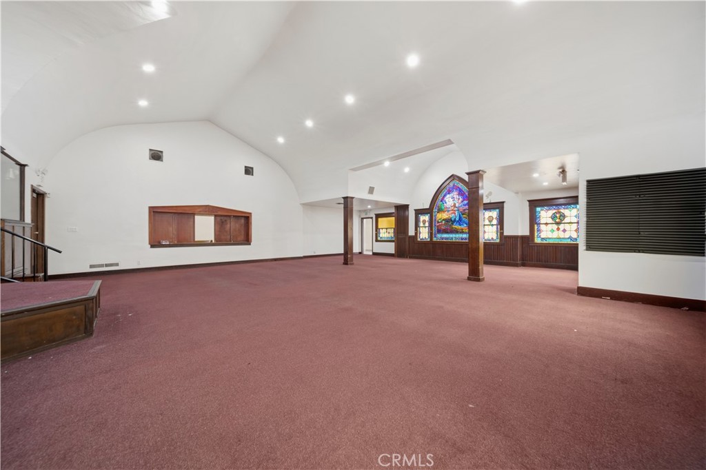 1101 W Florence Avenue