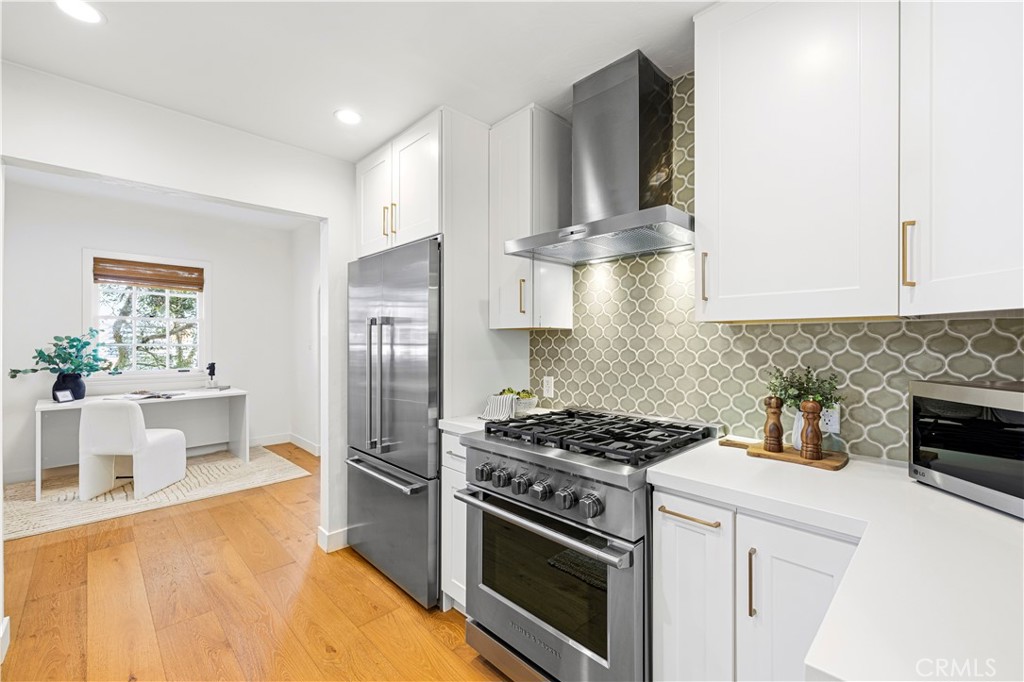 10966 Strathmore 9