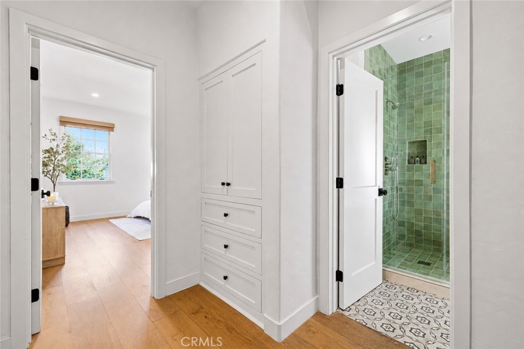 10966 Strathmore 9