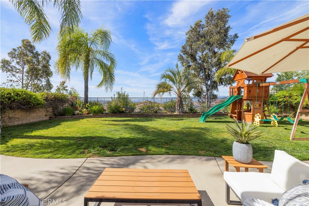 29207 Avenida Avila