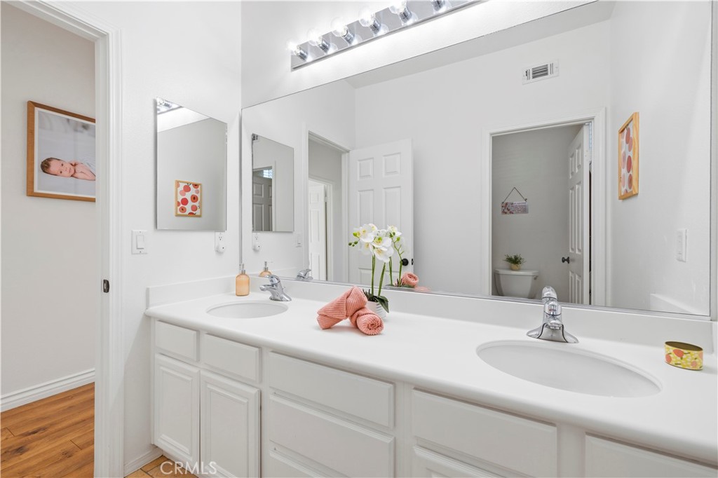29207 Avenida Avila