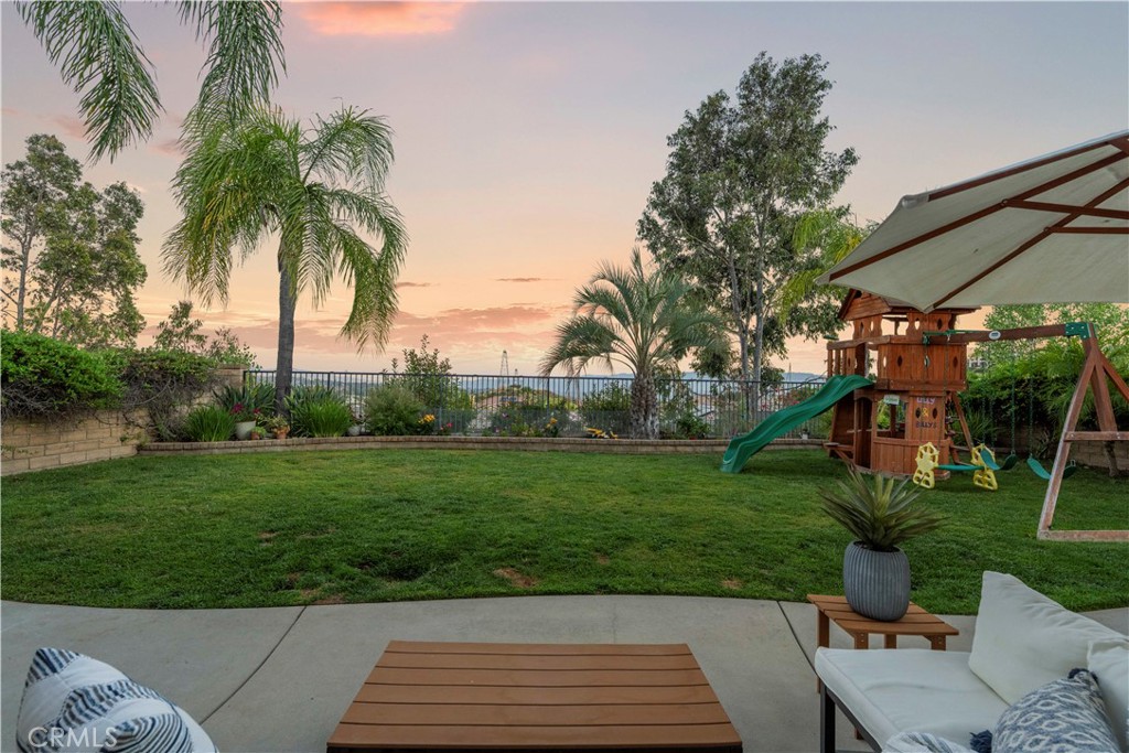 29207 Avenida Avila