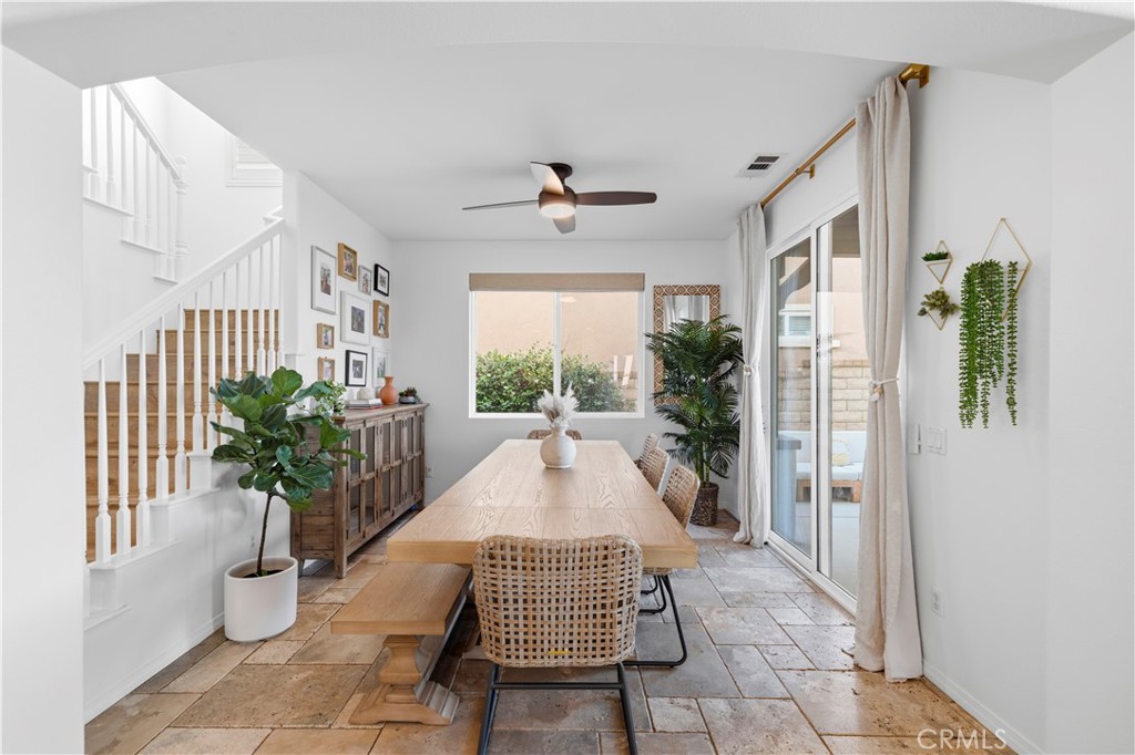 29207 Avenida Avila