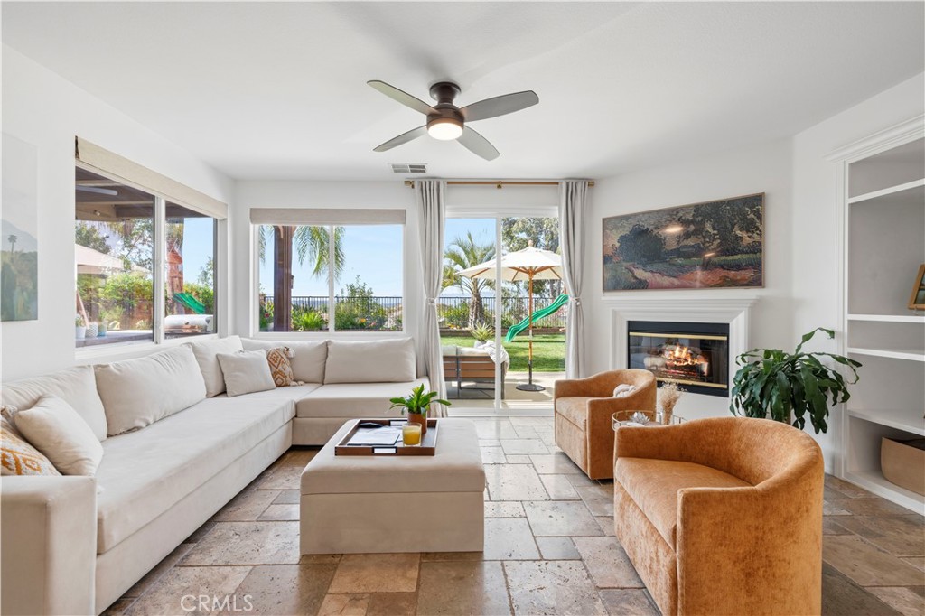 29207 Avenida Avila