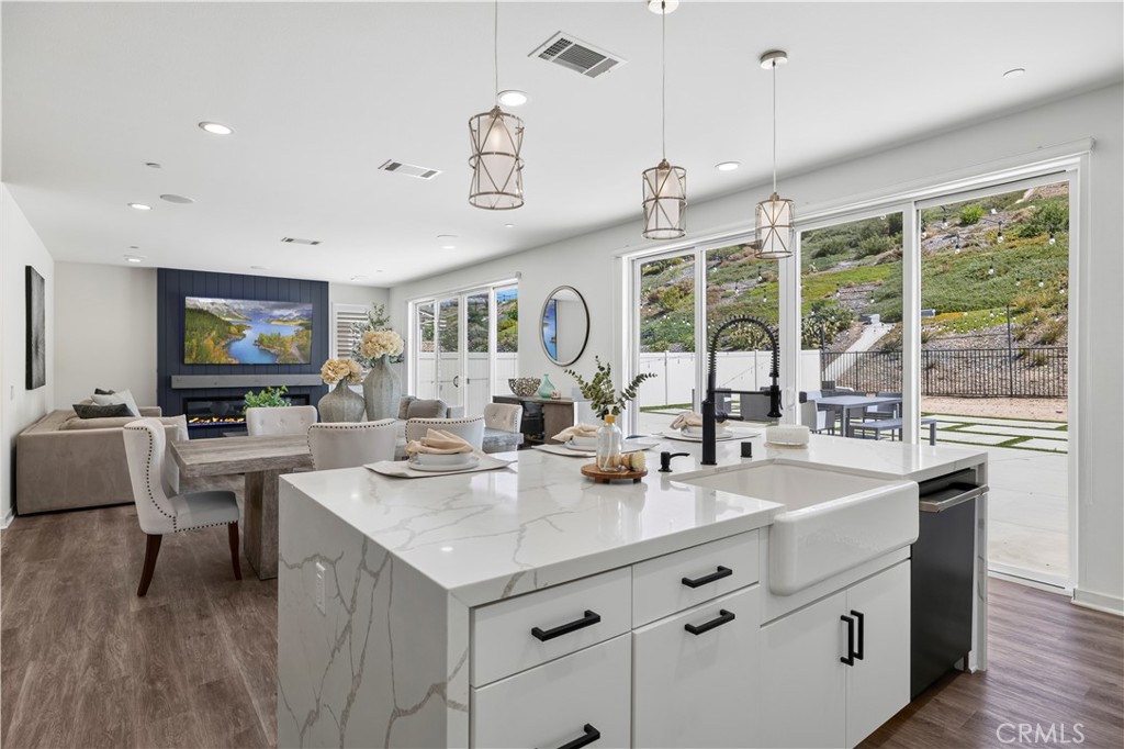 28588 Foothill