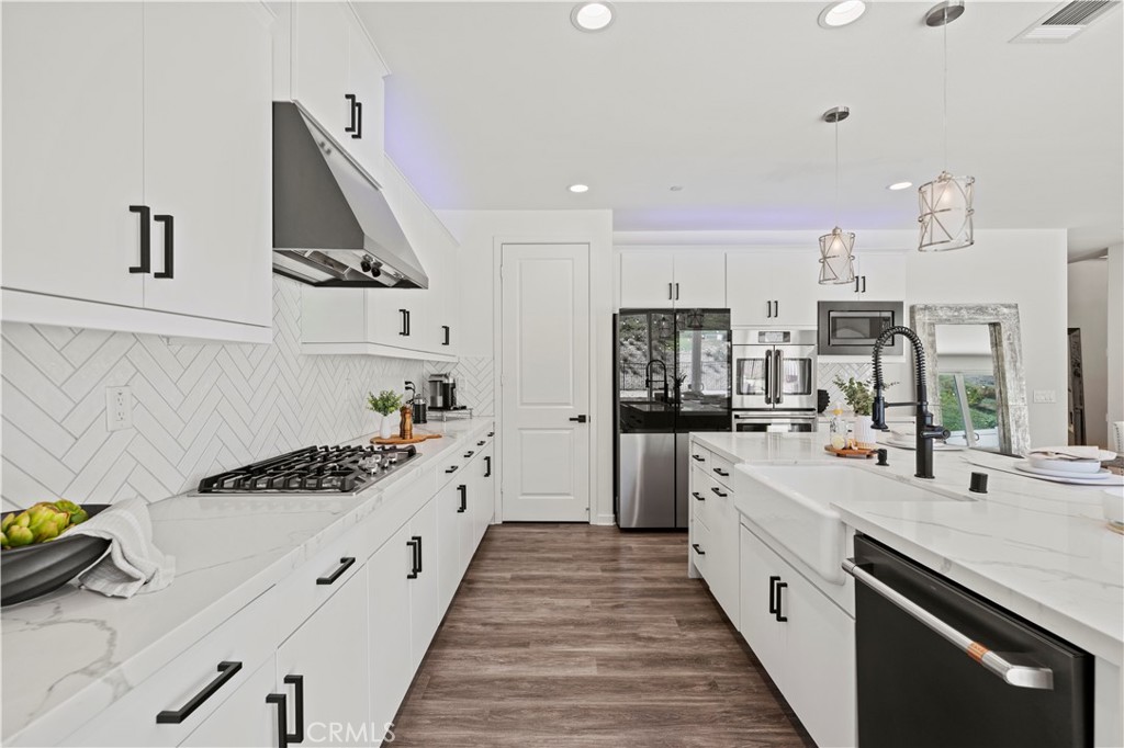 28588 Foothill