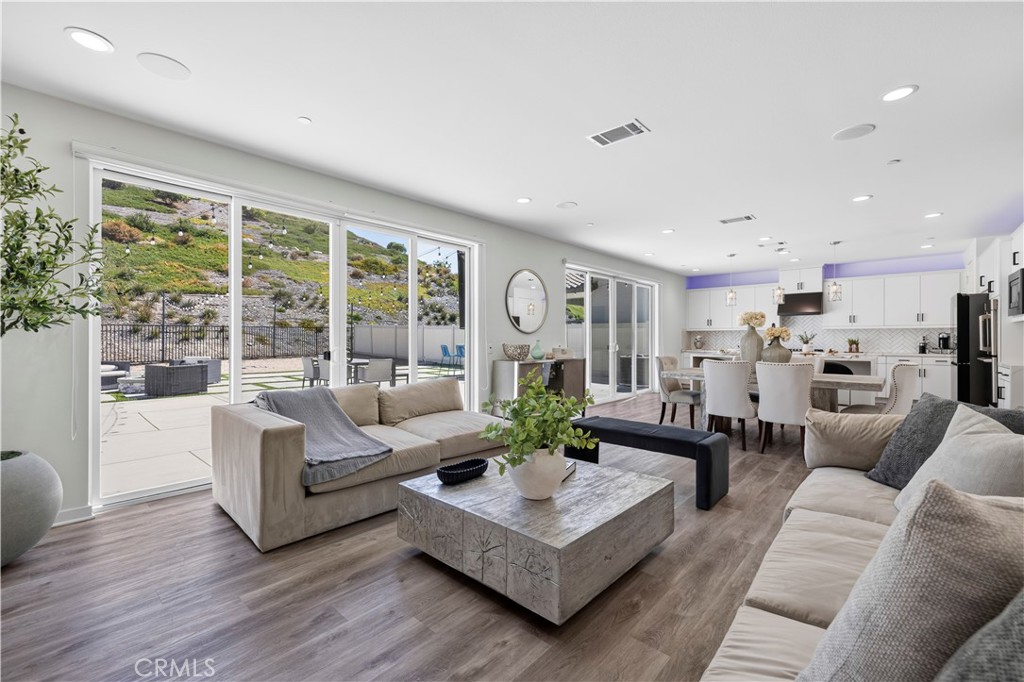 28588 Foothill