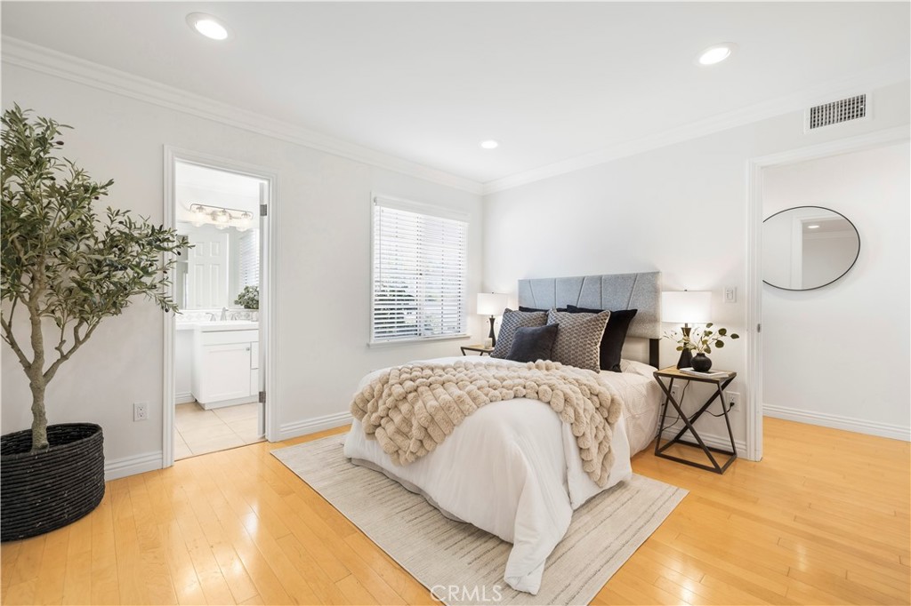 16602 Barneston