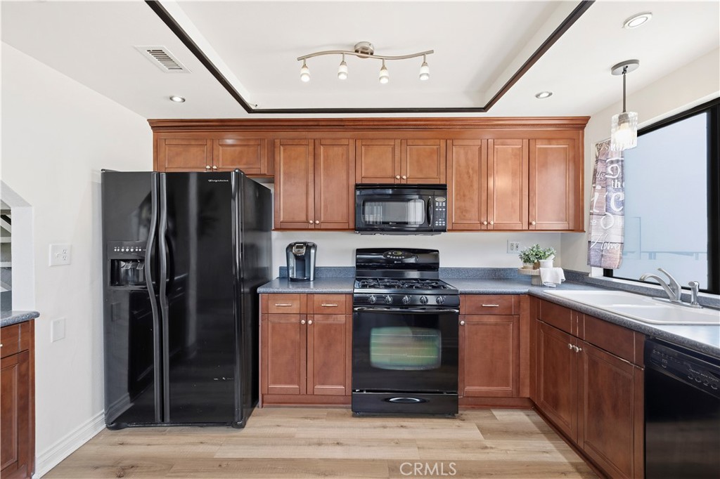 18433 Hatteras