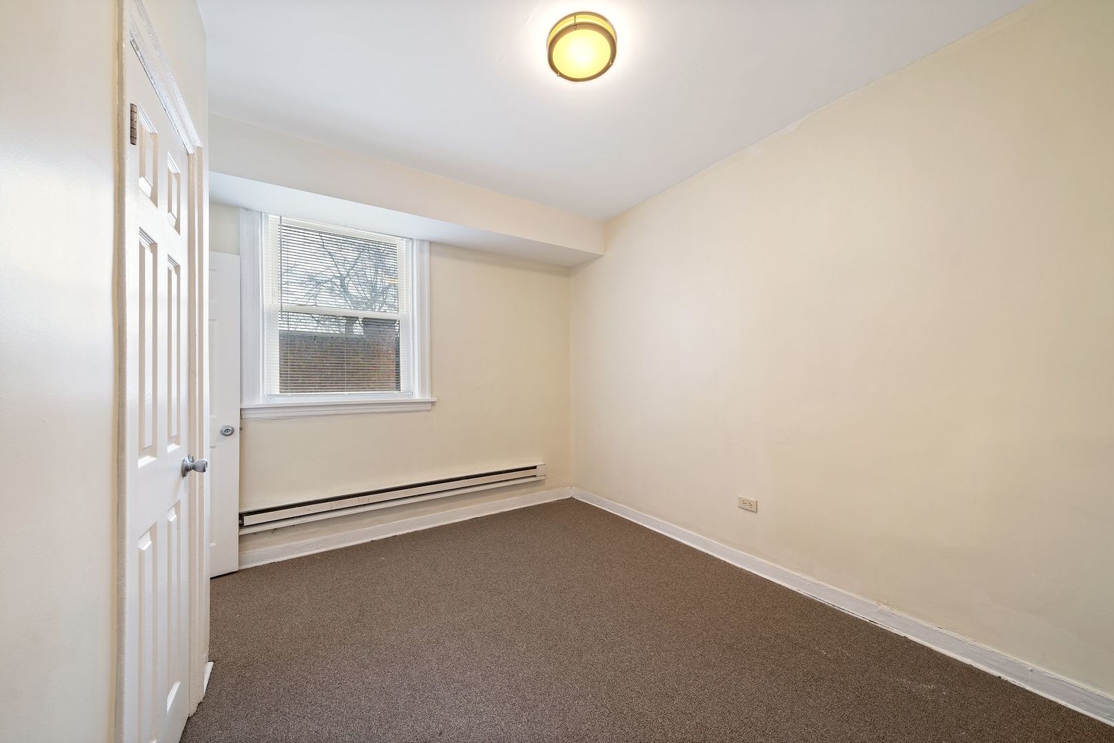 5800 W Adams Street Unit: G