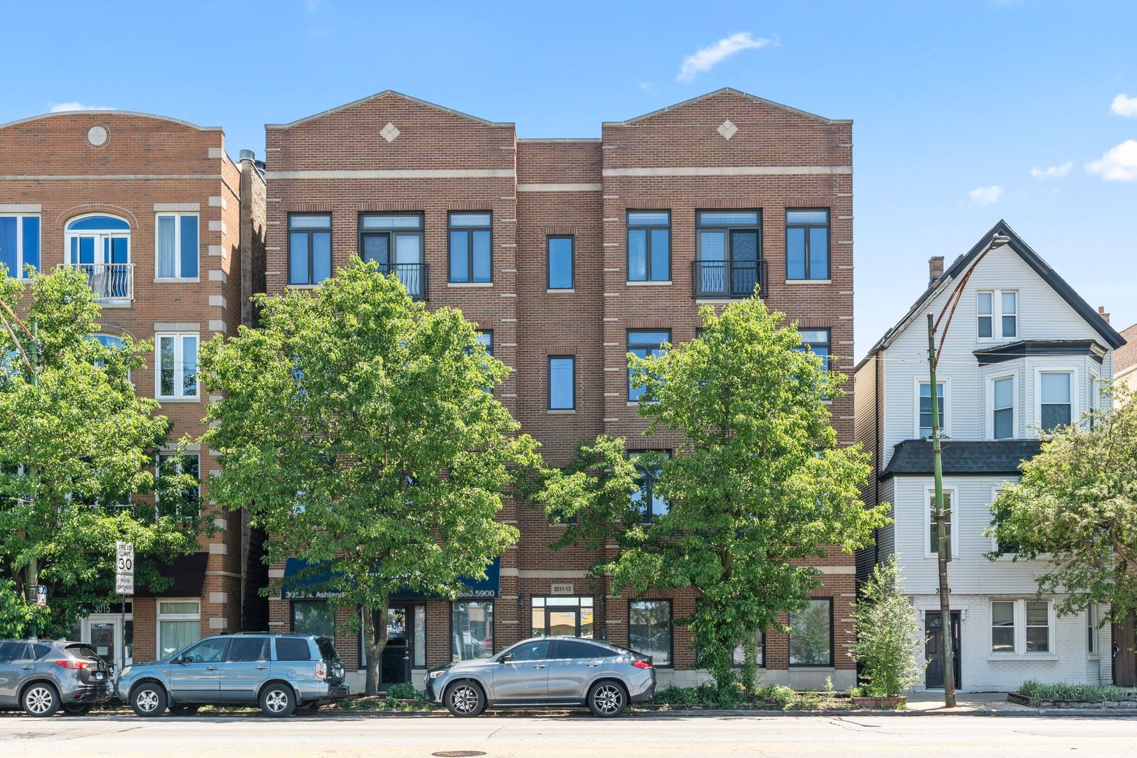 3011 N Ashland Avenue Unit: C1