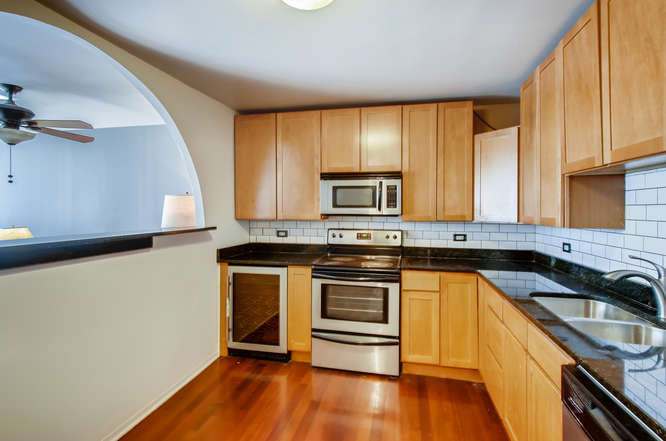 211 E Ohio Street Unit: 2510