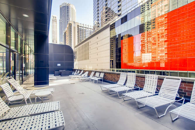 211 E Ohio Street Unit: 2510