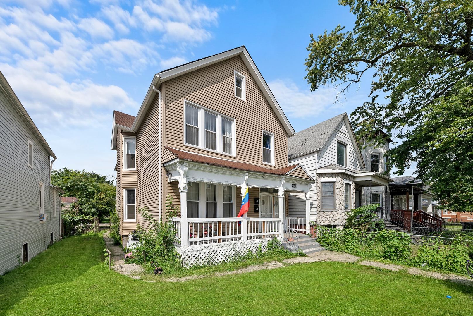 6828 S Green Street Unit: 2