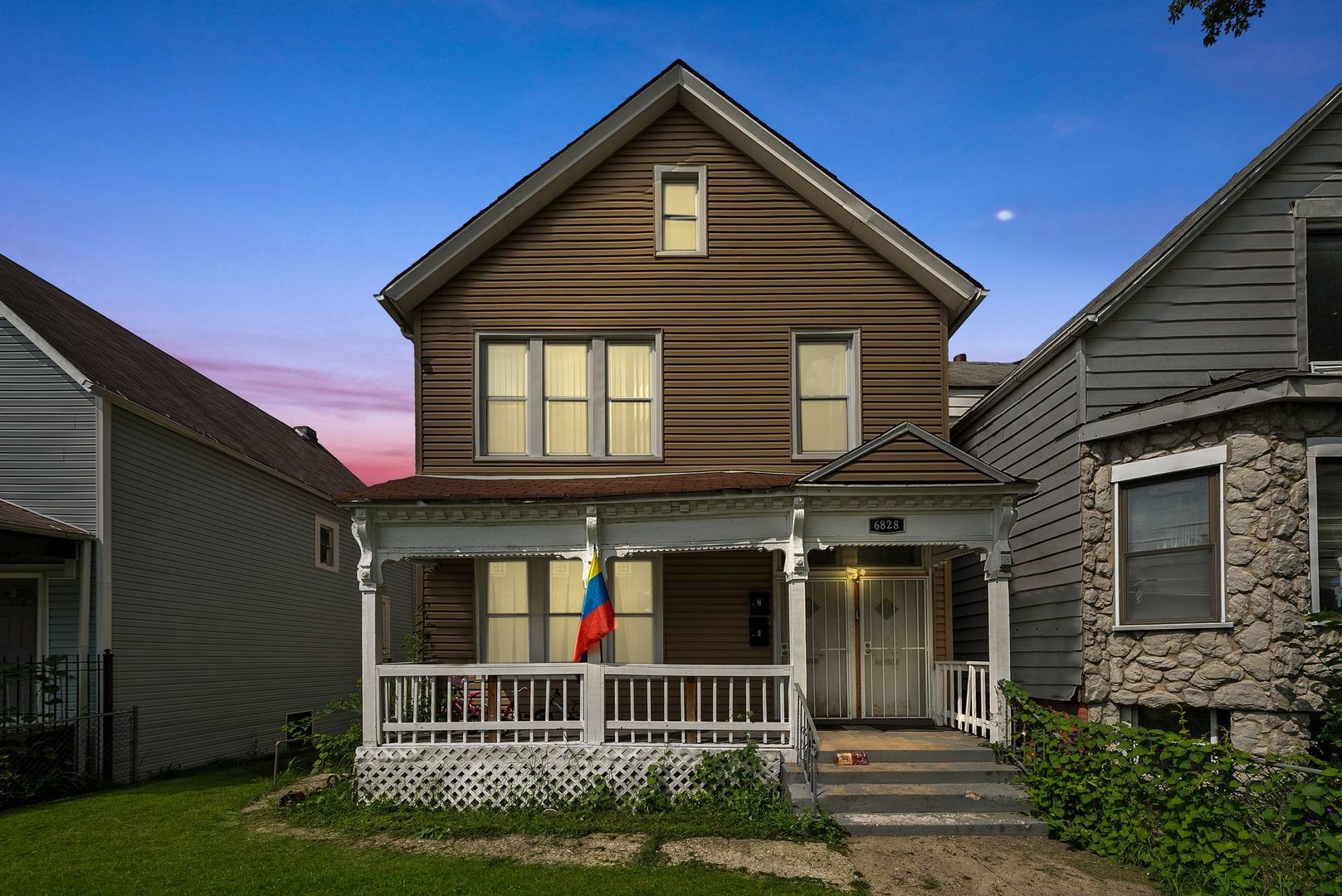 6828 S Green Street Unit: 2