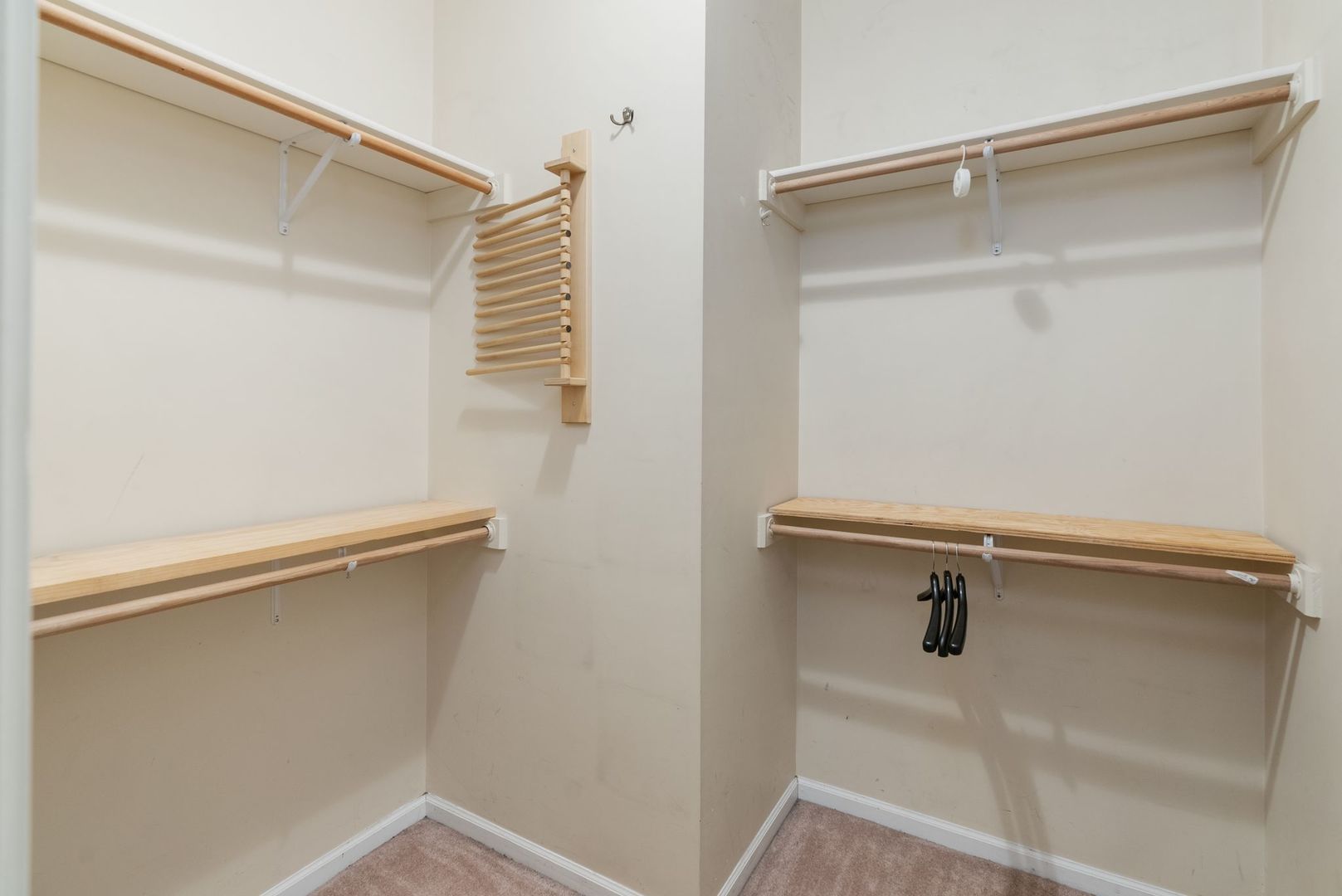 5028 W Lawrence Avenue Unit: 1