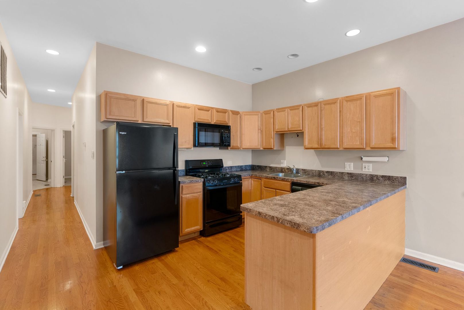 5028 W Lawrence Avenue Unit: 1