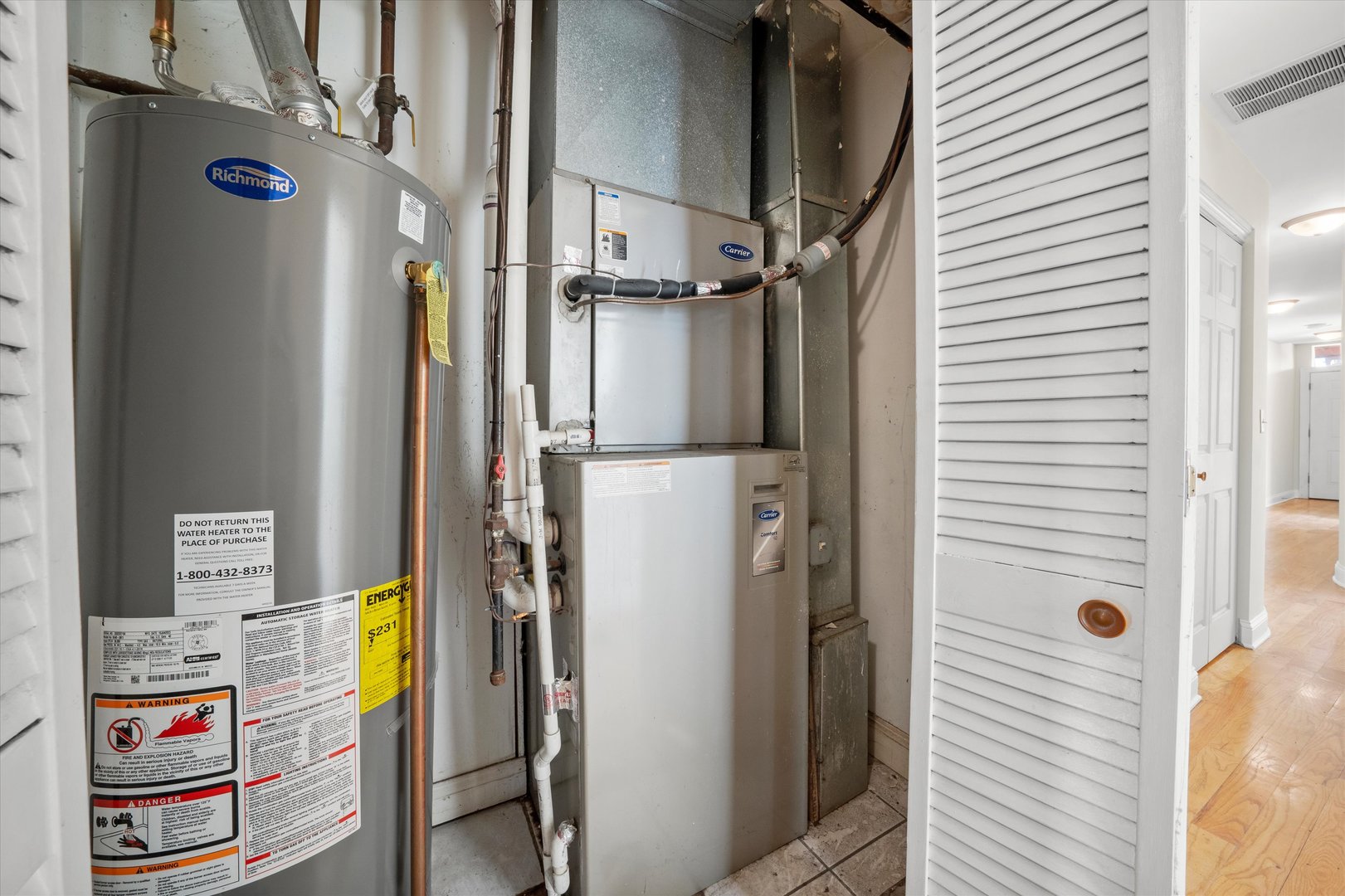 6219 S WOODLAWN Avenue Unit: 2S