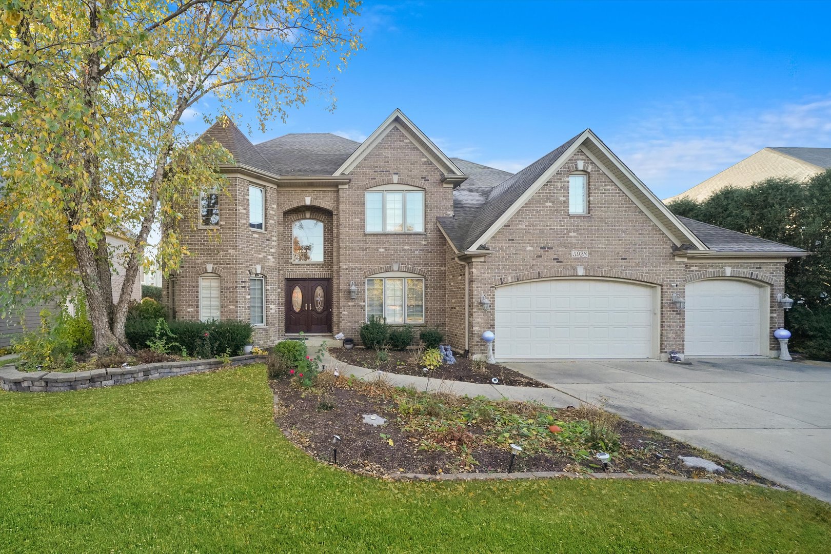 5928 Rosinweed Lane