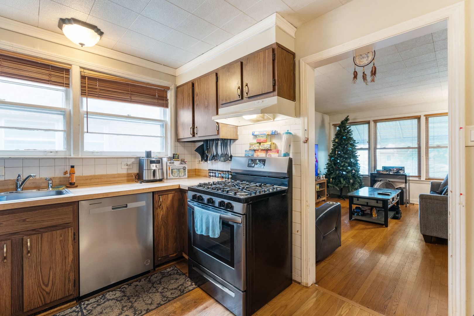 8227 Keating Avenue Unit: 1B