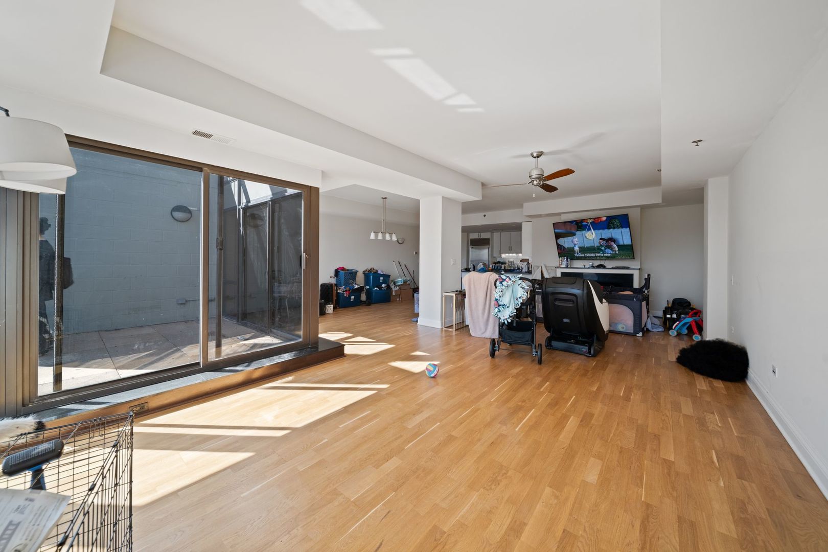1212 N Wells Street Unit: 1701