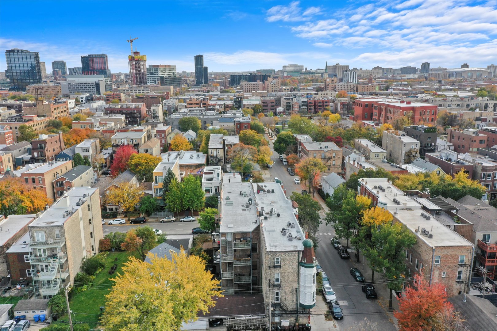 1432 W Erie Street Unit: 3R