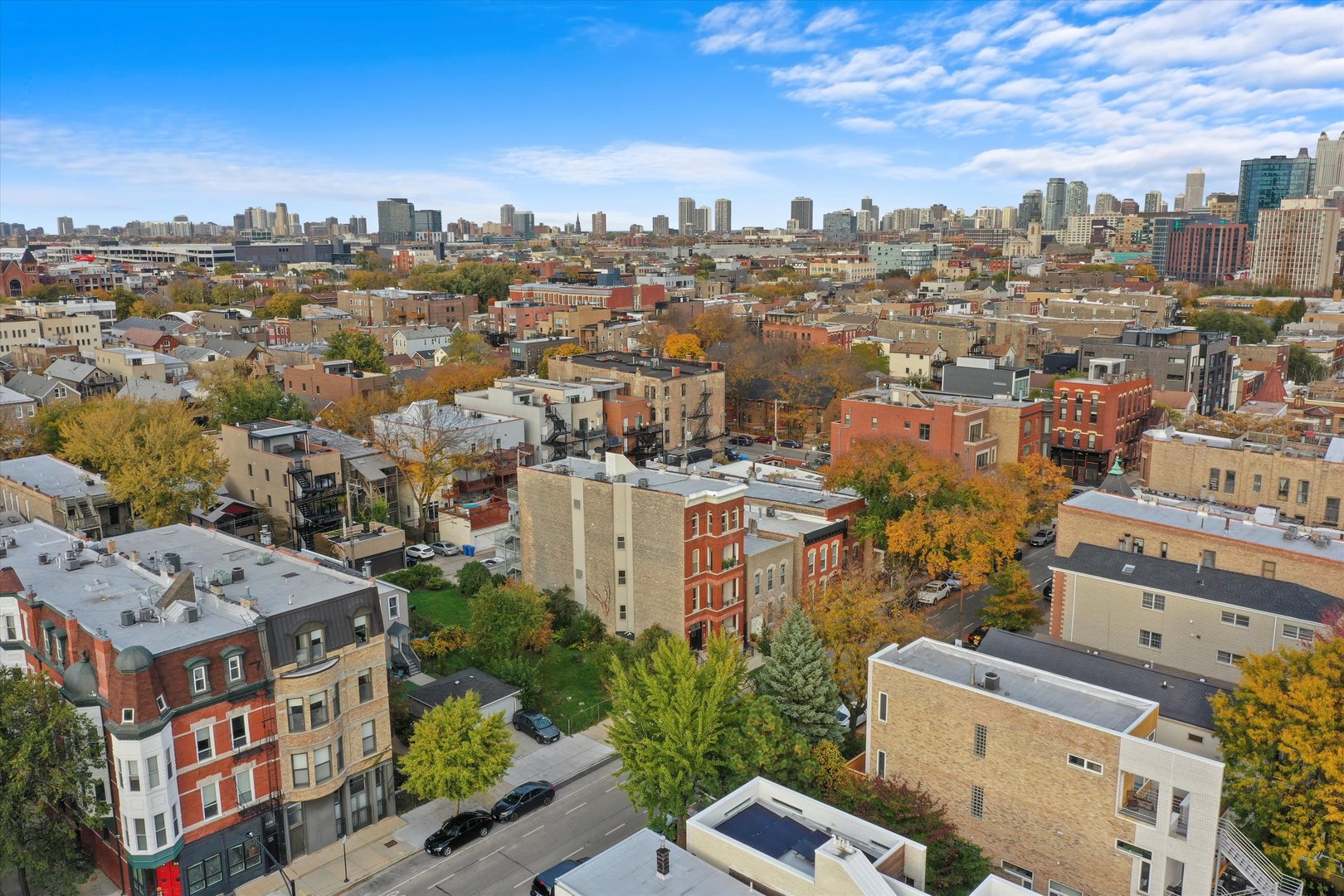 1432 W Erie Street Unit: 3R