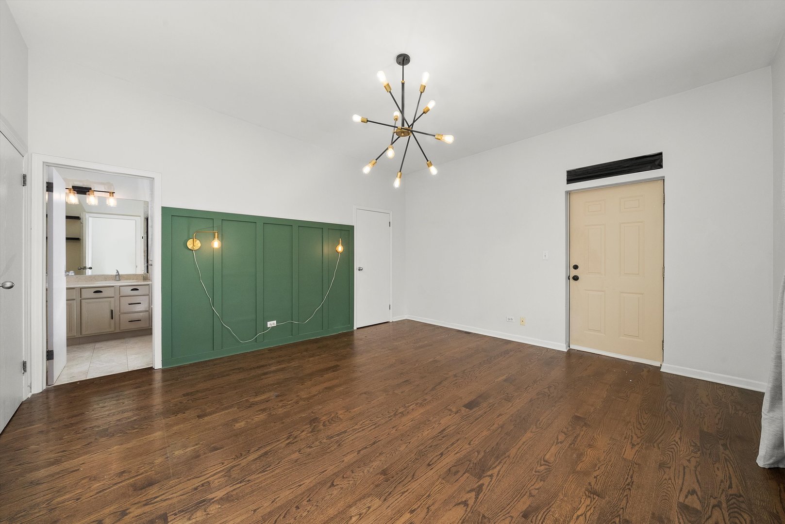 1432 W Erie Street Unit: 3R