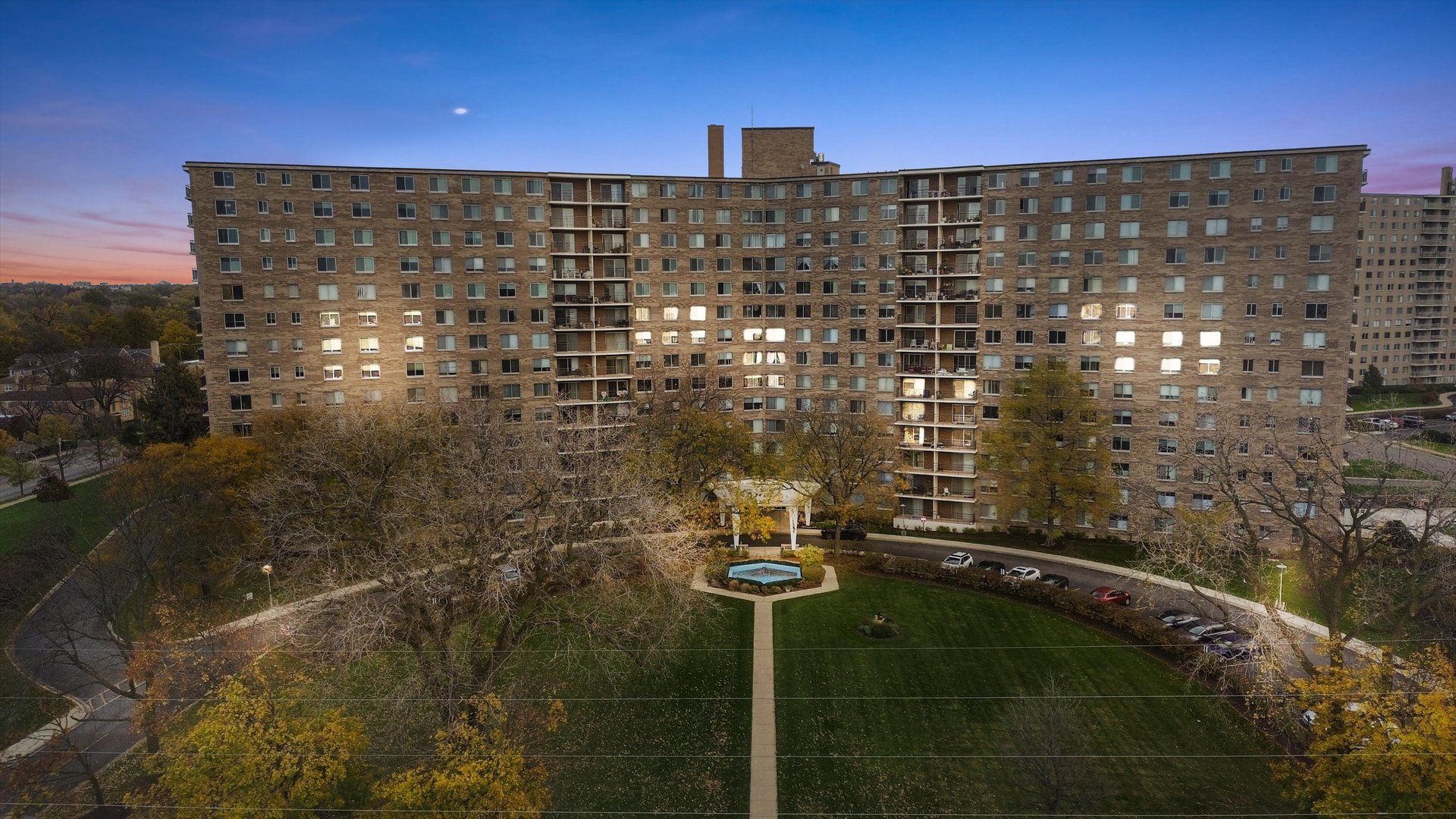 7141 N Kedzie Avenue Unit: 1212