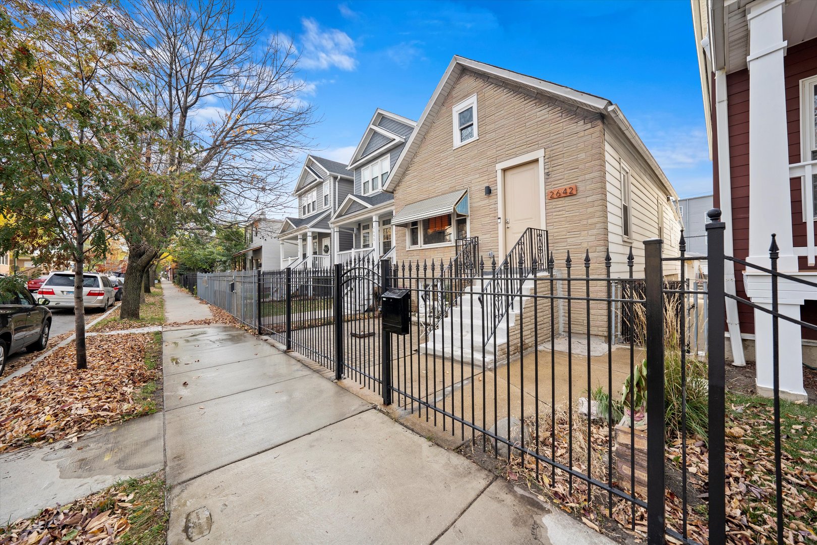 2642 N California Avenue Unit: 1