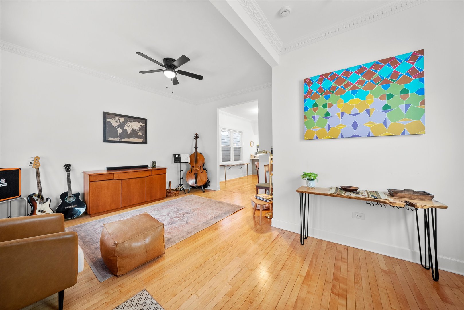 2642 N California Avenue Unit: 1
