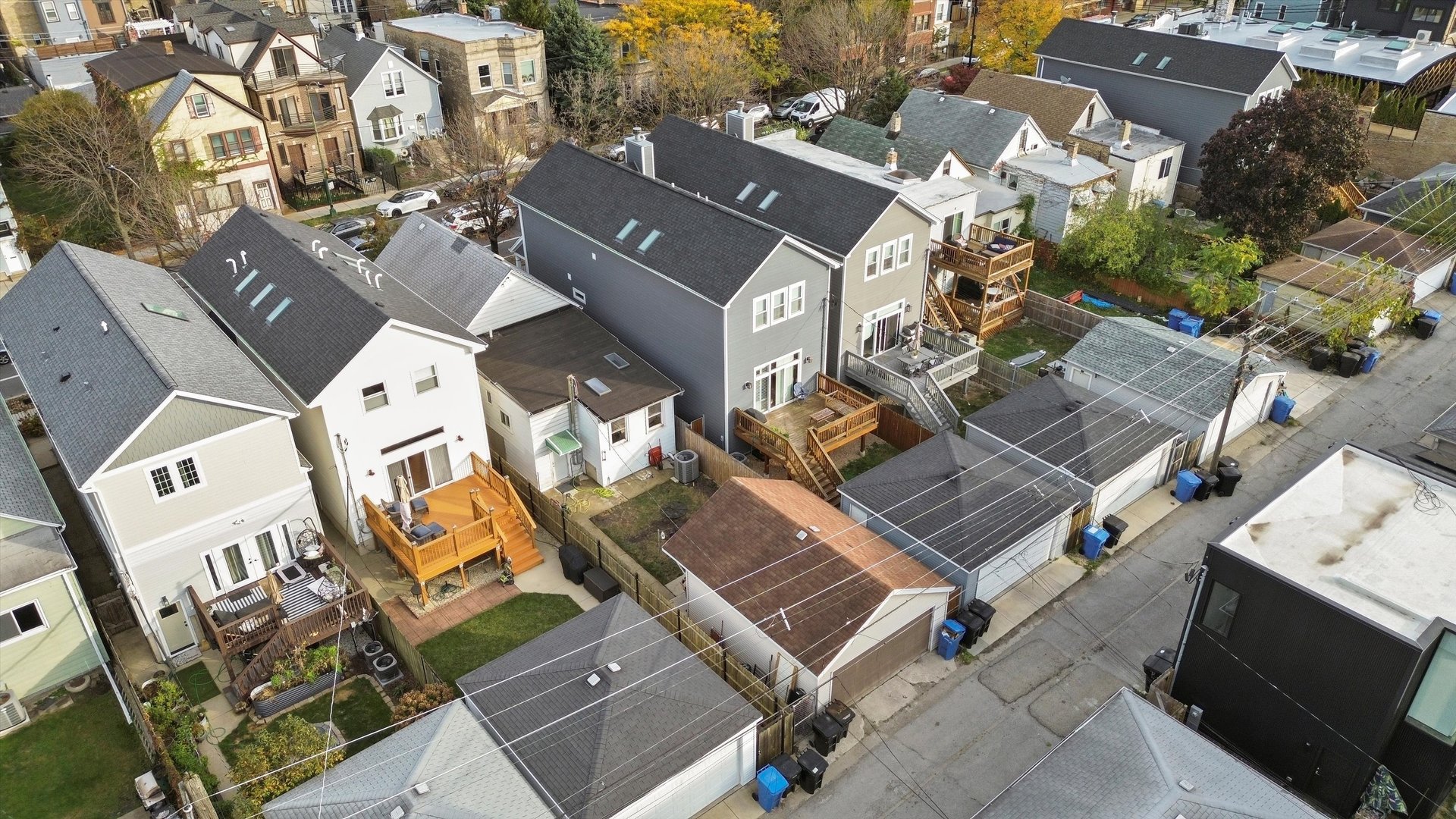 2642 N California Avenue Unit: 1