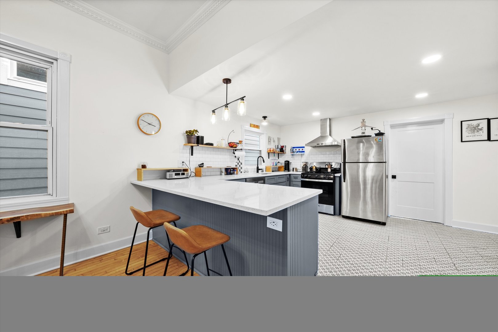 2642 N California Avenue Unit: 1