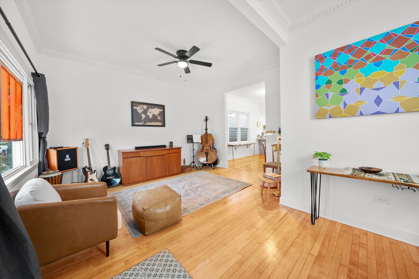 2642 N California Avenue Unit: 1
