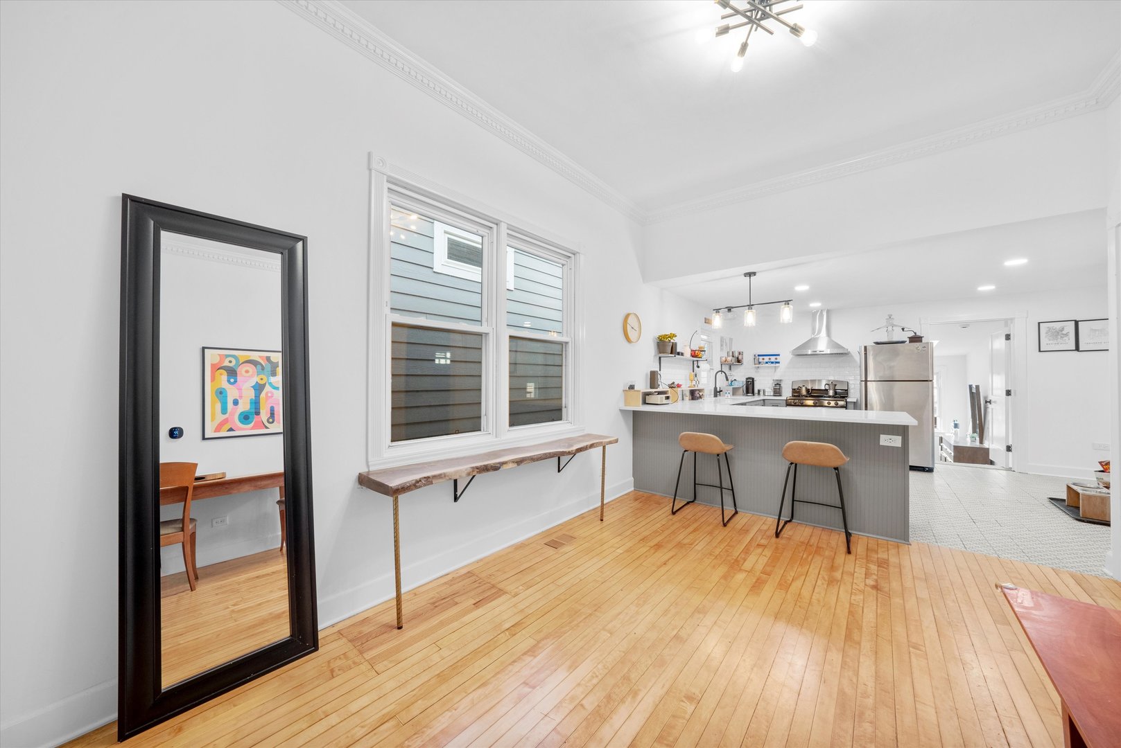 2642 N California Avenue Unit: 1