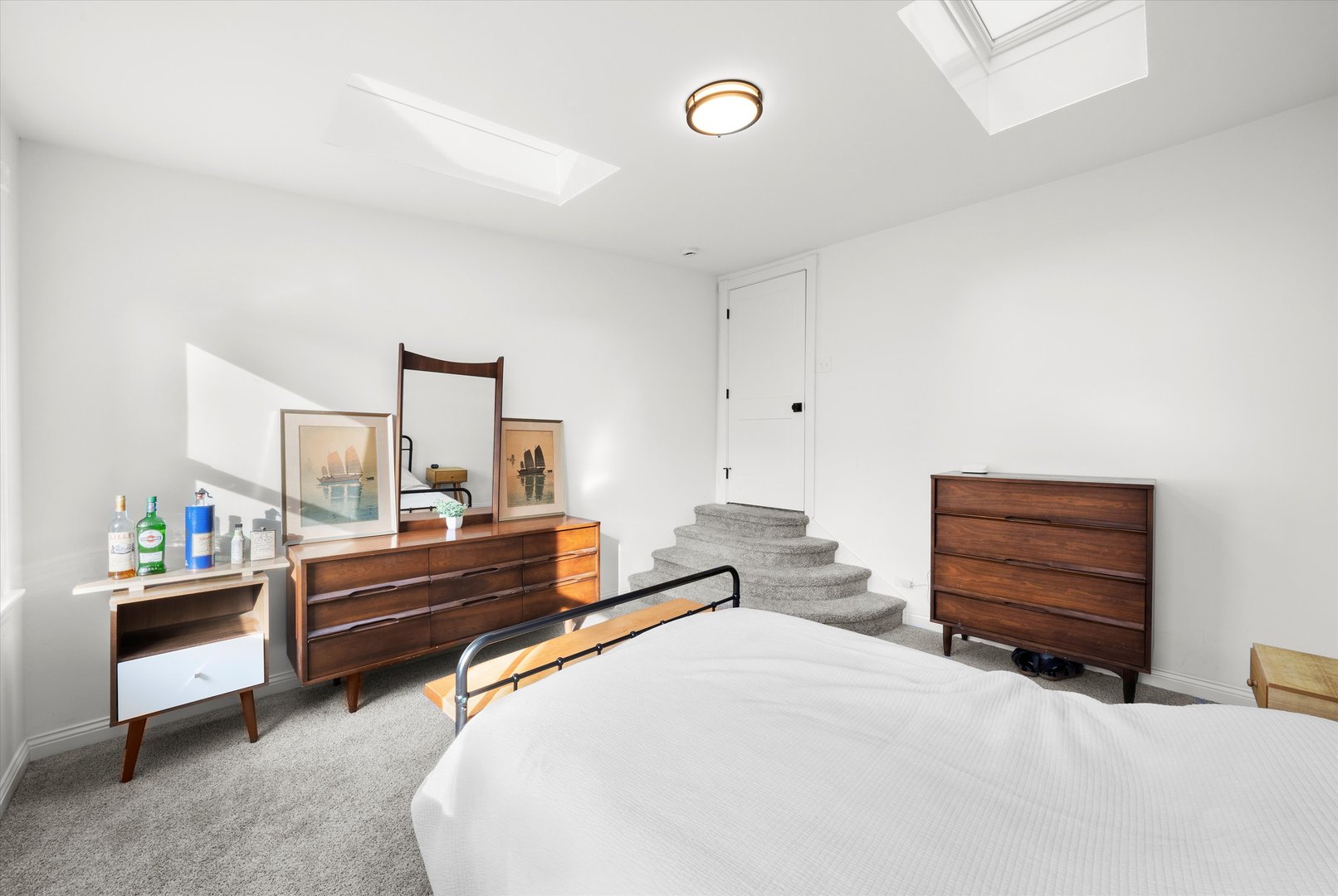 2642 N California Avenue Unit: 1