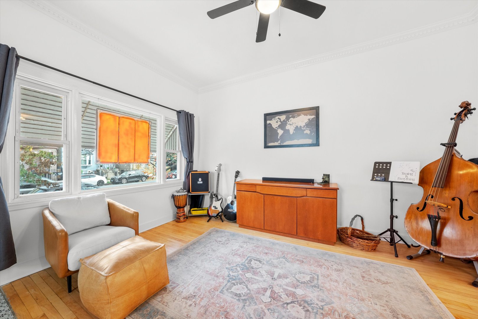 2642 N California Avenue Unit: 1