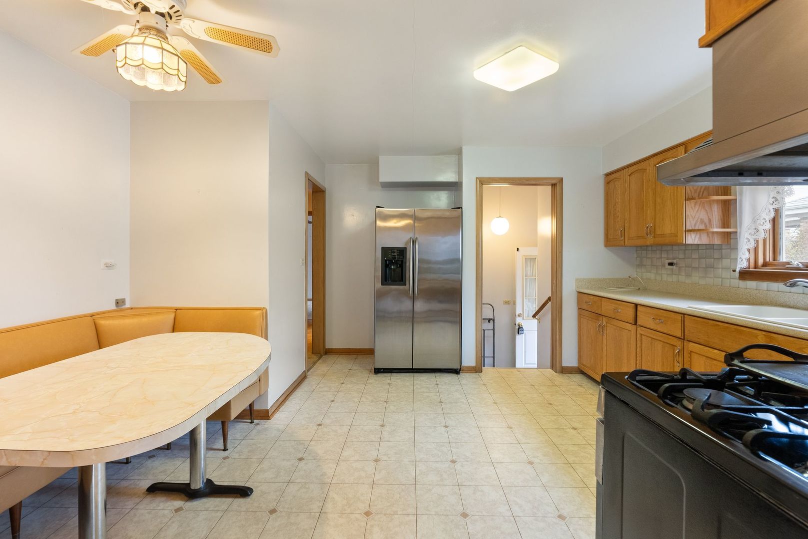 7045 W Kedzie Street