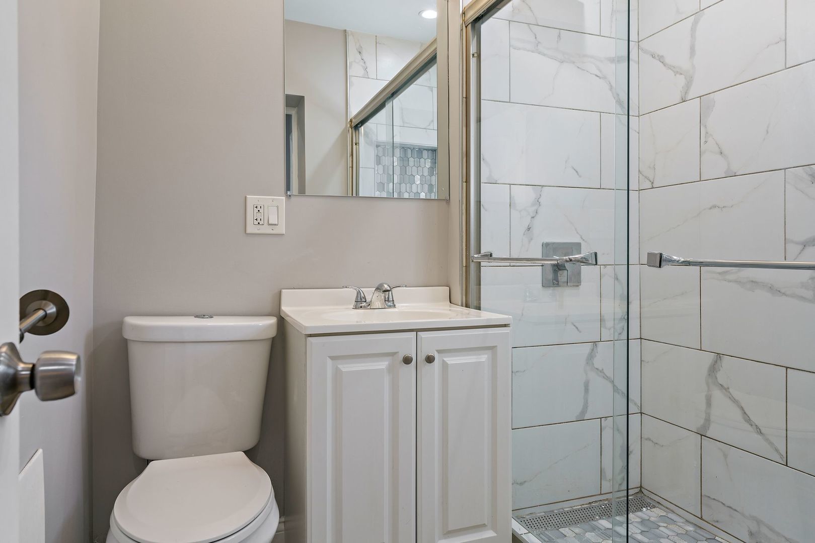 1400 N Lawndale Avenue Unit: 1