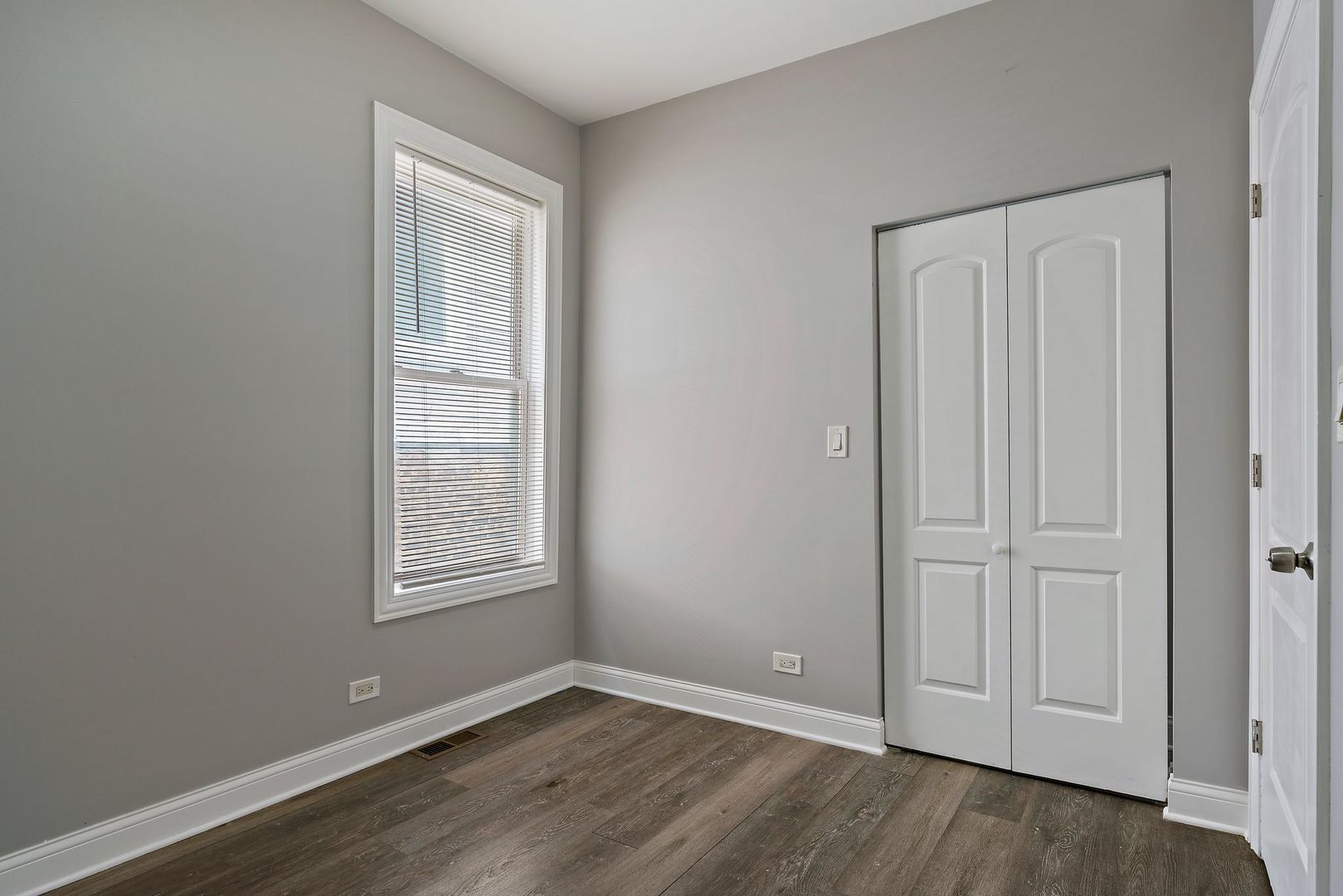 1400 N Lawndale Avenue Unit: 1