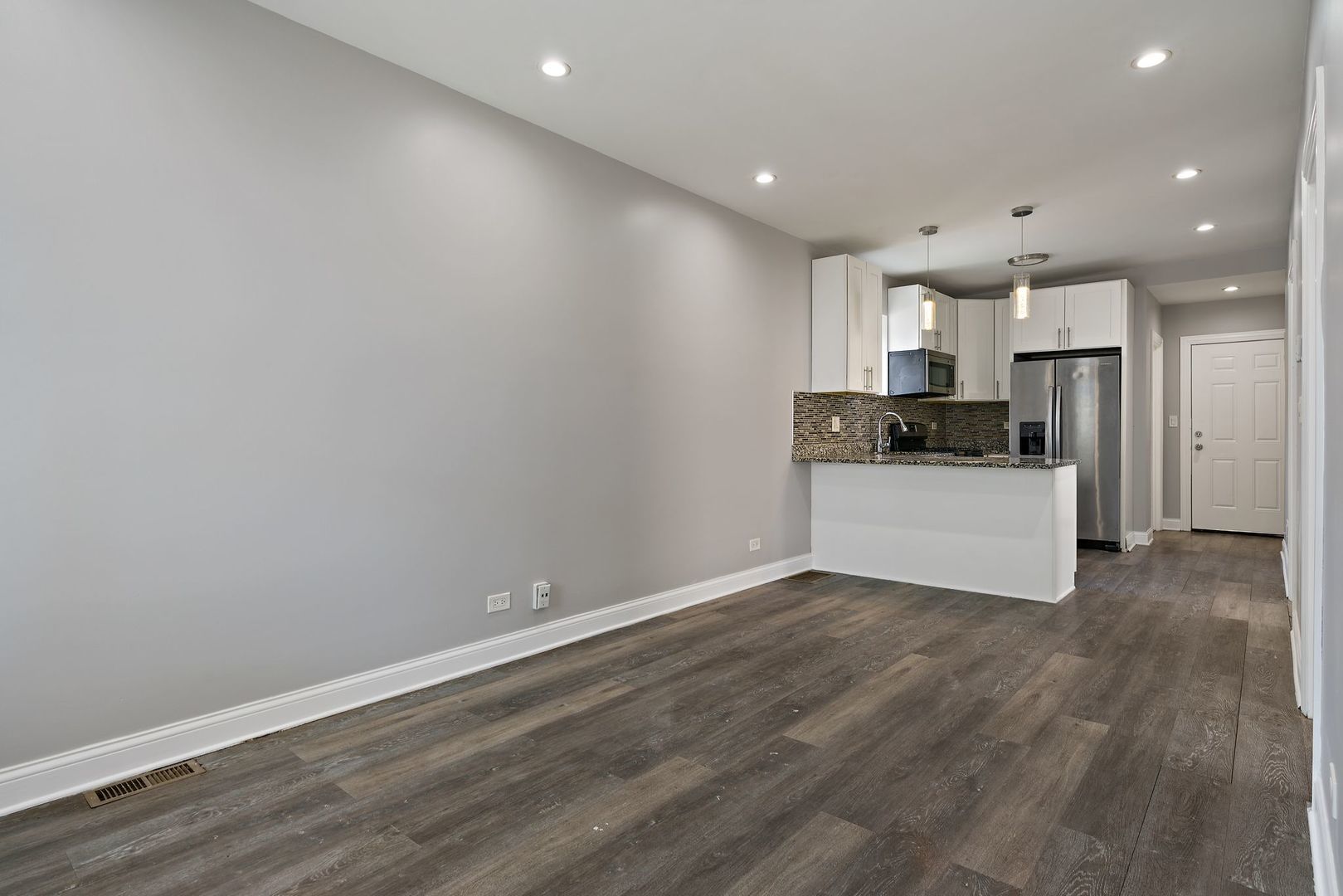 1400 N Lawndale Avenue Unit: 1