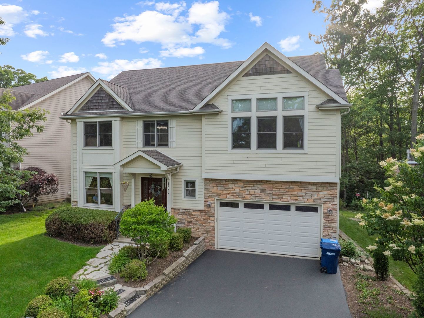 106 Forest View Drive