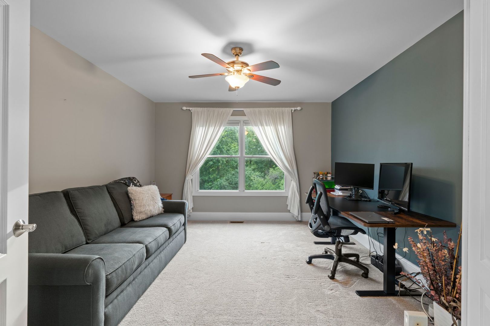 106 Forest View Drive