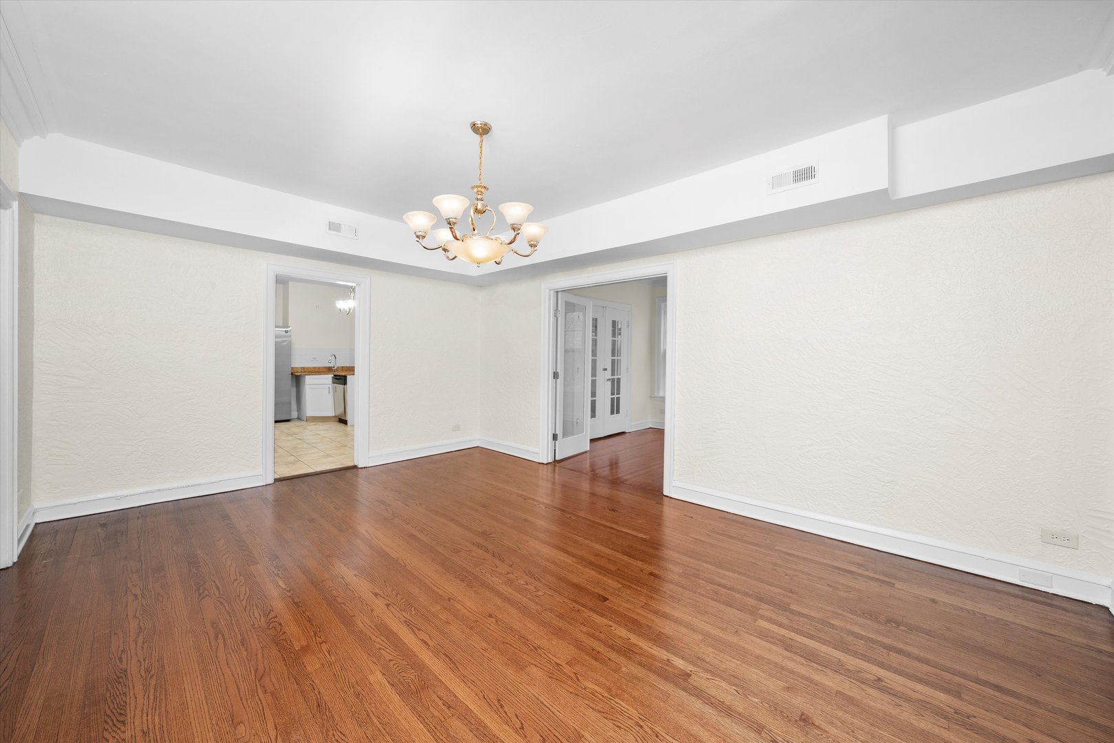5800 W Adams Street Unit: 2E