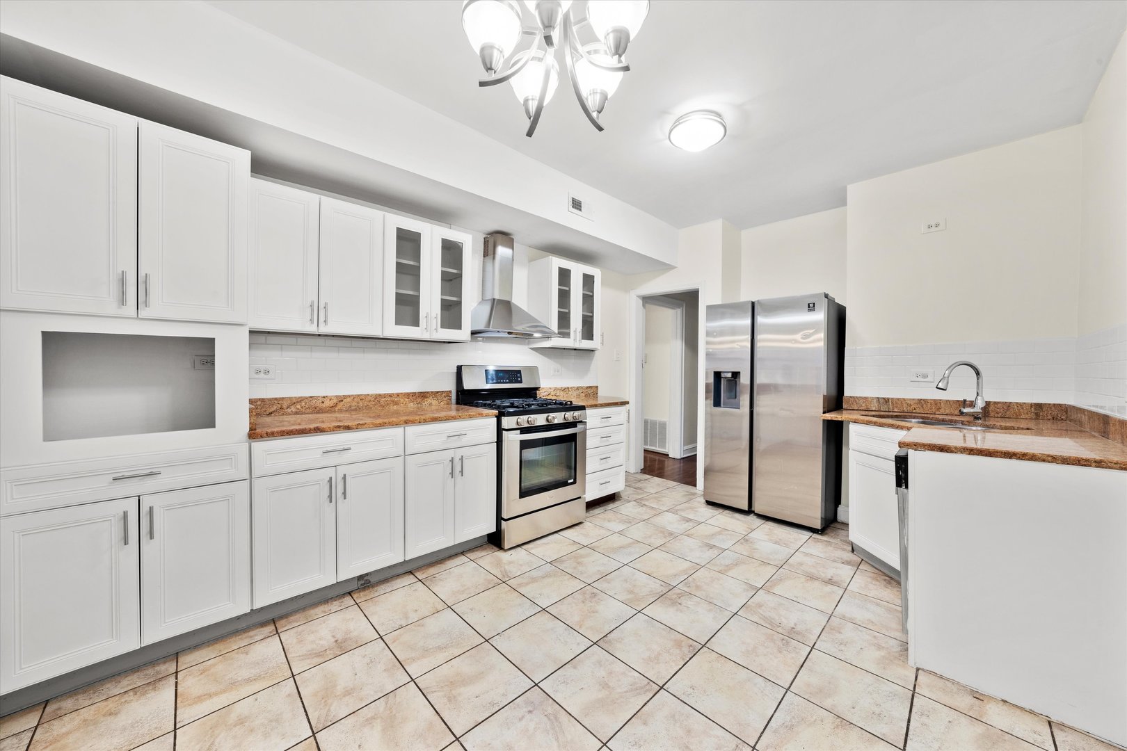 5800 W Adams Street Unit: 2E