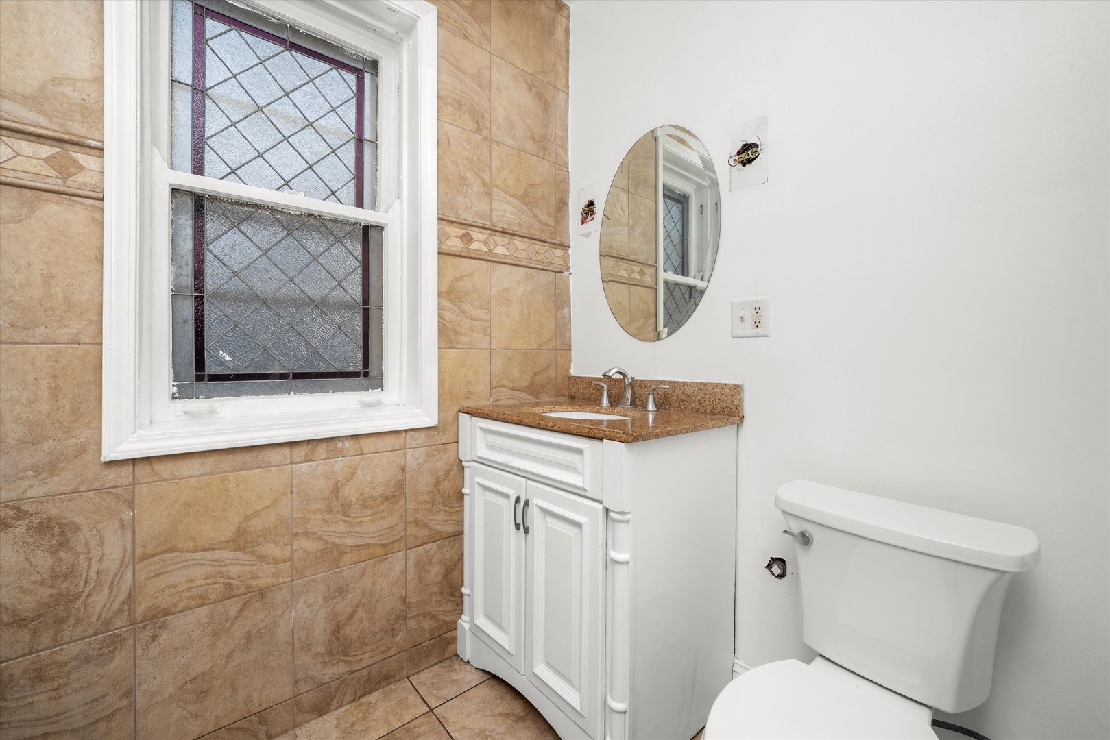 5800 W Adams Street Unit: 2E