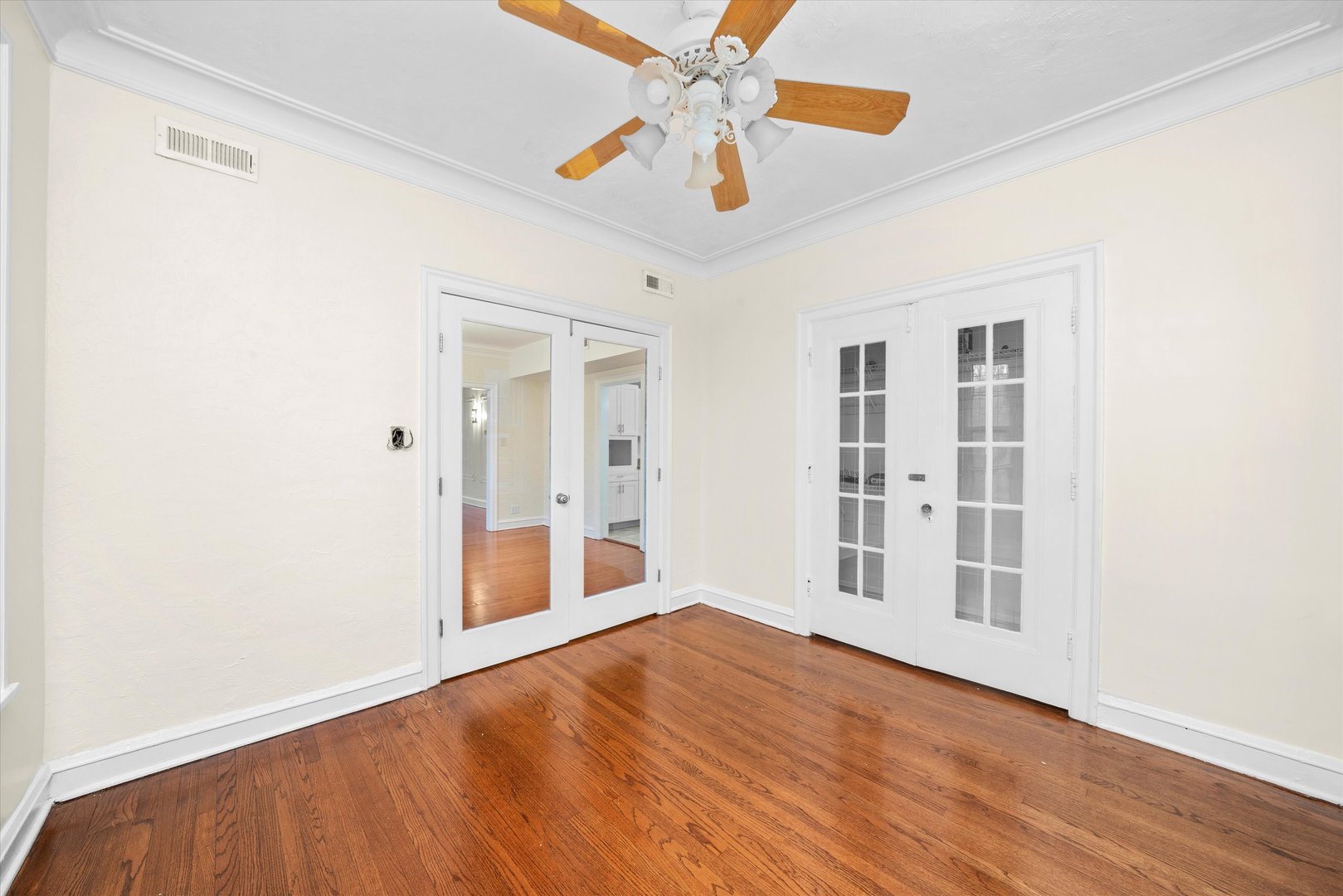 5800 W Adams Street Unit: 2E