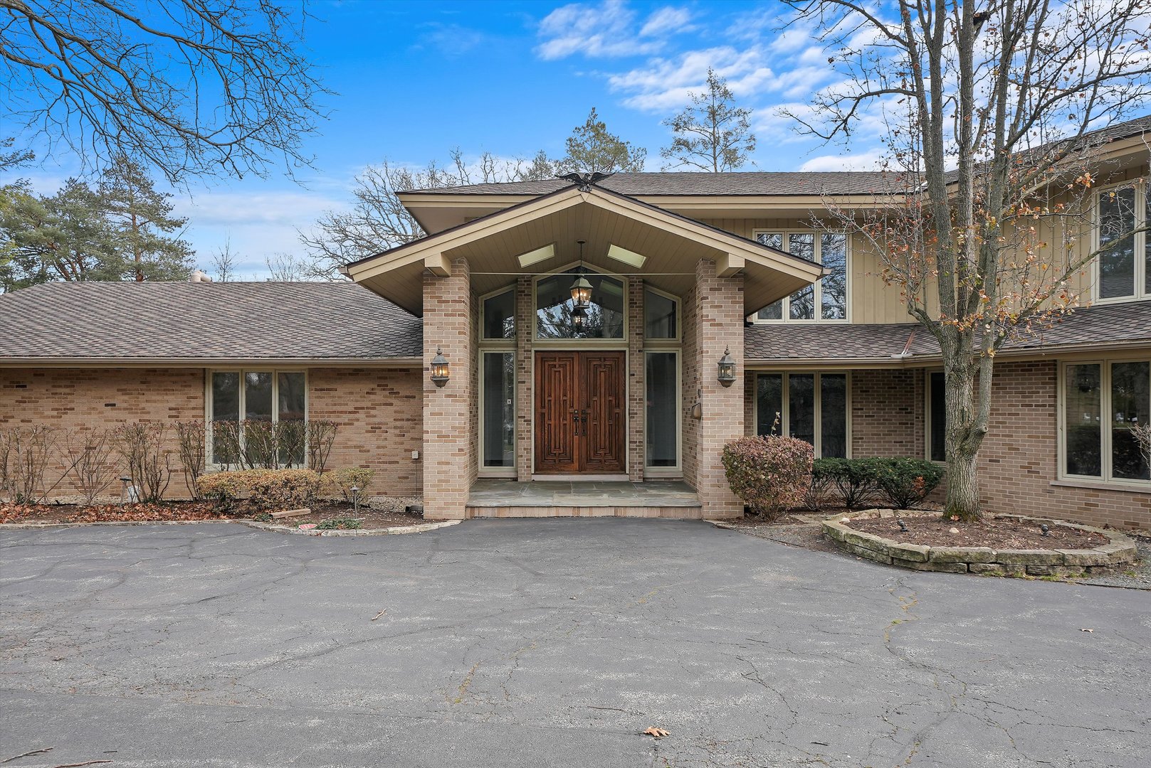 411 Woodland Court