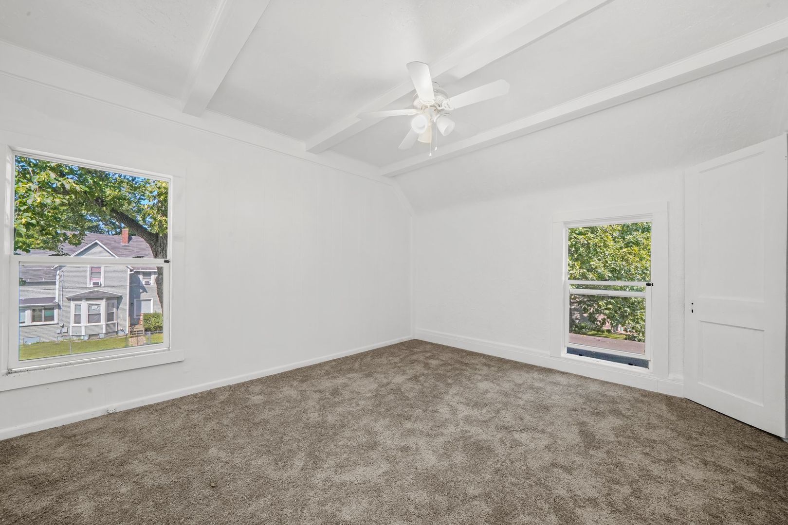 725 N Poplar Street