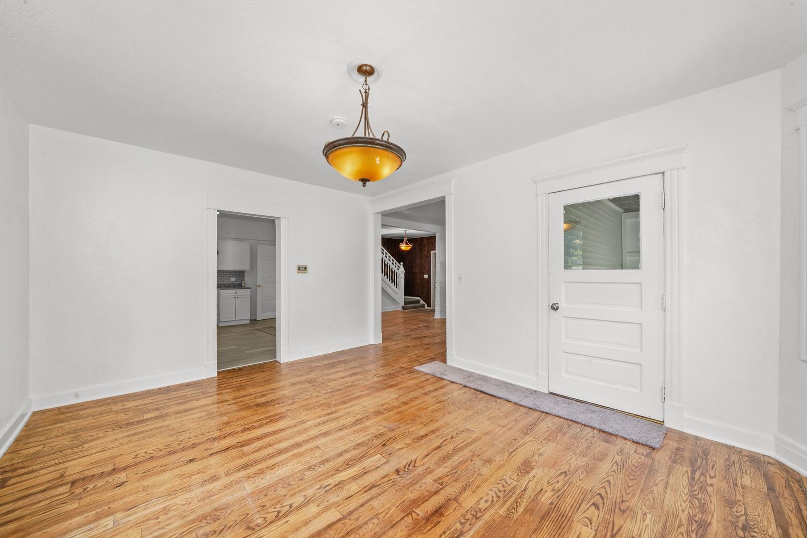 725 N Poplar Street